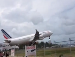 Air-journal- Air France A340 CC FlyingDutchFarao