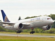 air-journal_united-airlines_787-decollage
