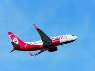 aj_air-berlin-Boeing_B737-700 aj_air-berlin-Boeing_B737-700