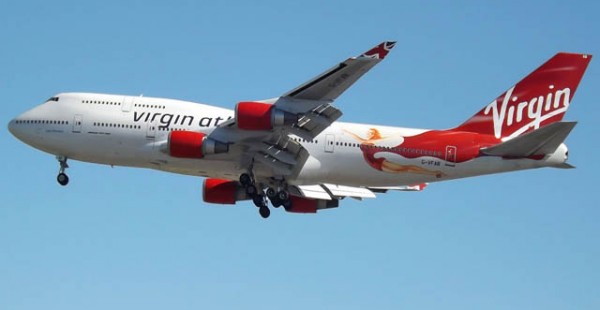 
La compagnie aérienne Virgin Atlantic a dit adieu vendredi à Londres à son dernier Boeing 747-400, victime comme chez sa rival