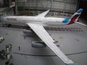 Le 15 janvier dernier, la low-cost Eurowings a présenté le premier Airbus A340-300 arborant ses couleurs. L’avion quadrimoteur