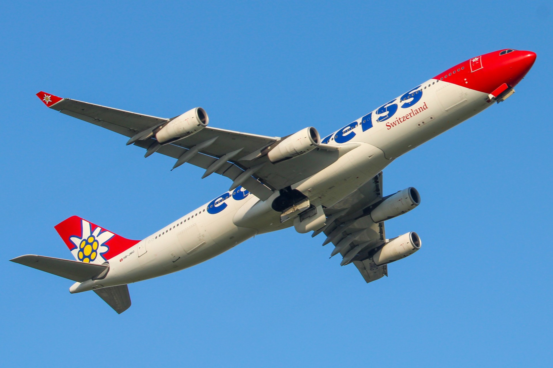 Edelweiss taille dans son long-courrier : Denver, Seattle et Oman rayés de la carte 1 Air Journal