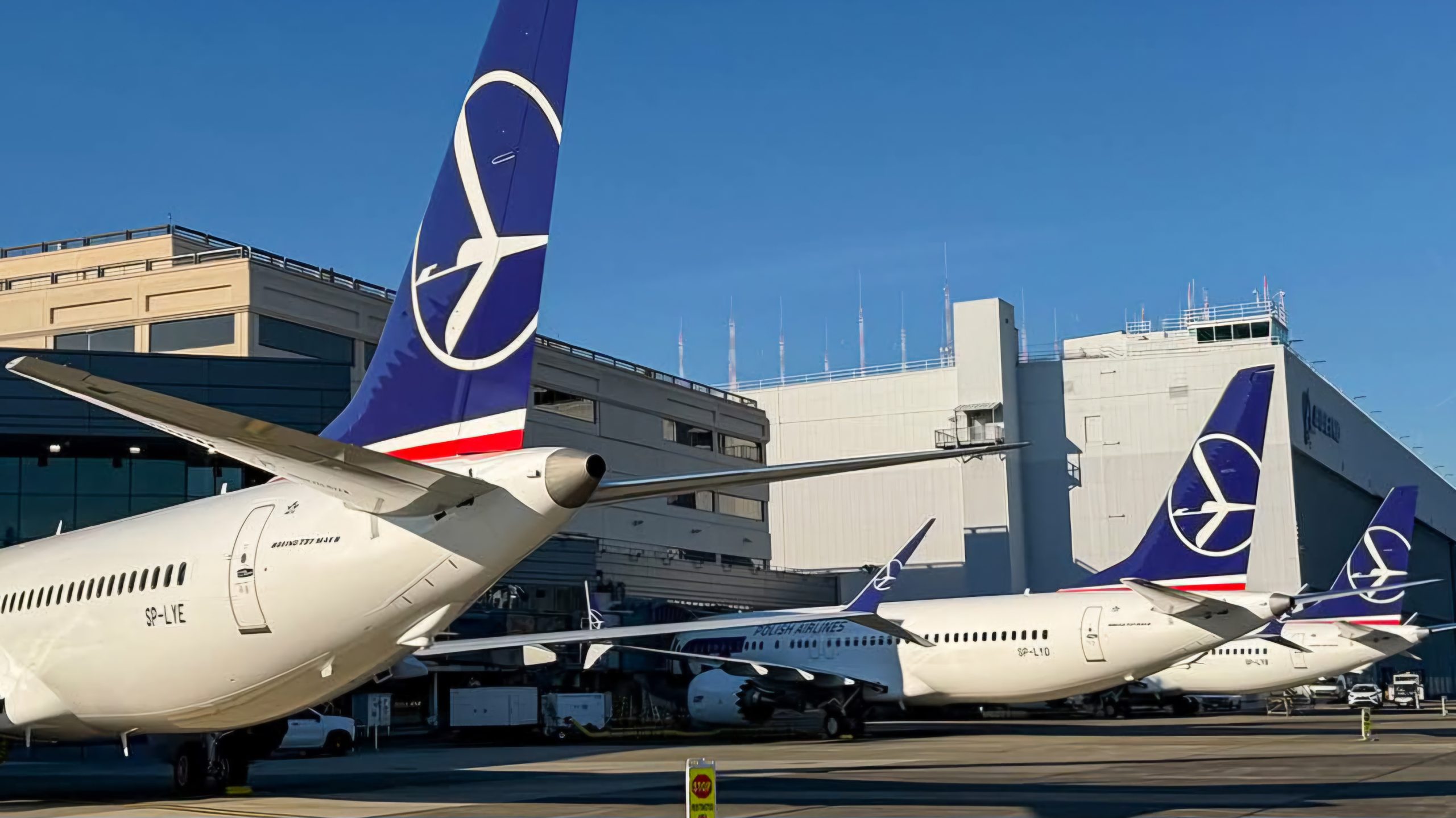 737 MAX-8 : LOT Polish Airlines intente le premier procès d’une compagnie aérienne contre Boeing 1 Air Journal
