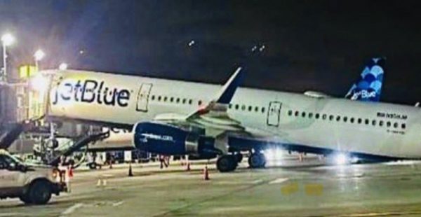 
Un Airbus A321 de JetBlue Airways, stationné à l aéroport international John F Kennedy de New York le 22 octobre dernier, s es