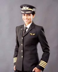 Insolite : la plus jeune femme pilote d’un 777 est indienne 129 Air Journal
