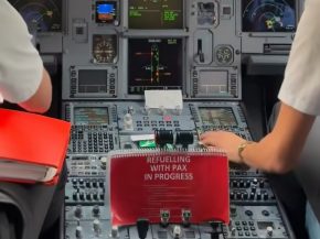 
Airbus a demandé hier l   immobilisation immédiate » d environ 6 000 avions de la famille A320 pour corriger un défaut logic