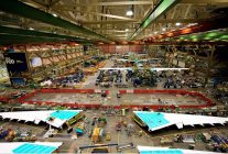 
Boeing franchit une nouvelle étape dans l’assemblage du 777-8 Freighter, appelé à devenir l’un des cargos long-courriers l