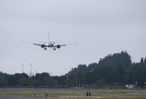 
Boeing a annoncé avoir achevé le dernier vol prévu de certification du 737 MAX 10, la plus grande version de la famille 737 MA