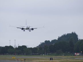 
Boeing a annoncé avoir achevé le dernier vol prévu de certification du 737 MAX 10, la plus grande version de la famille 737 MA