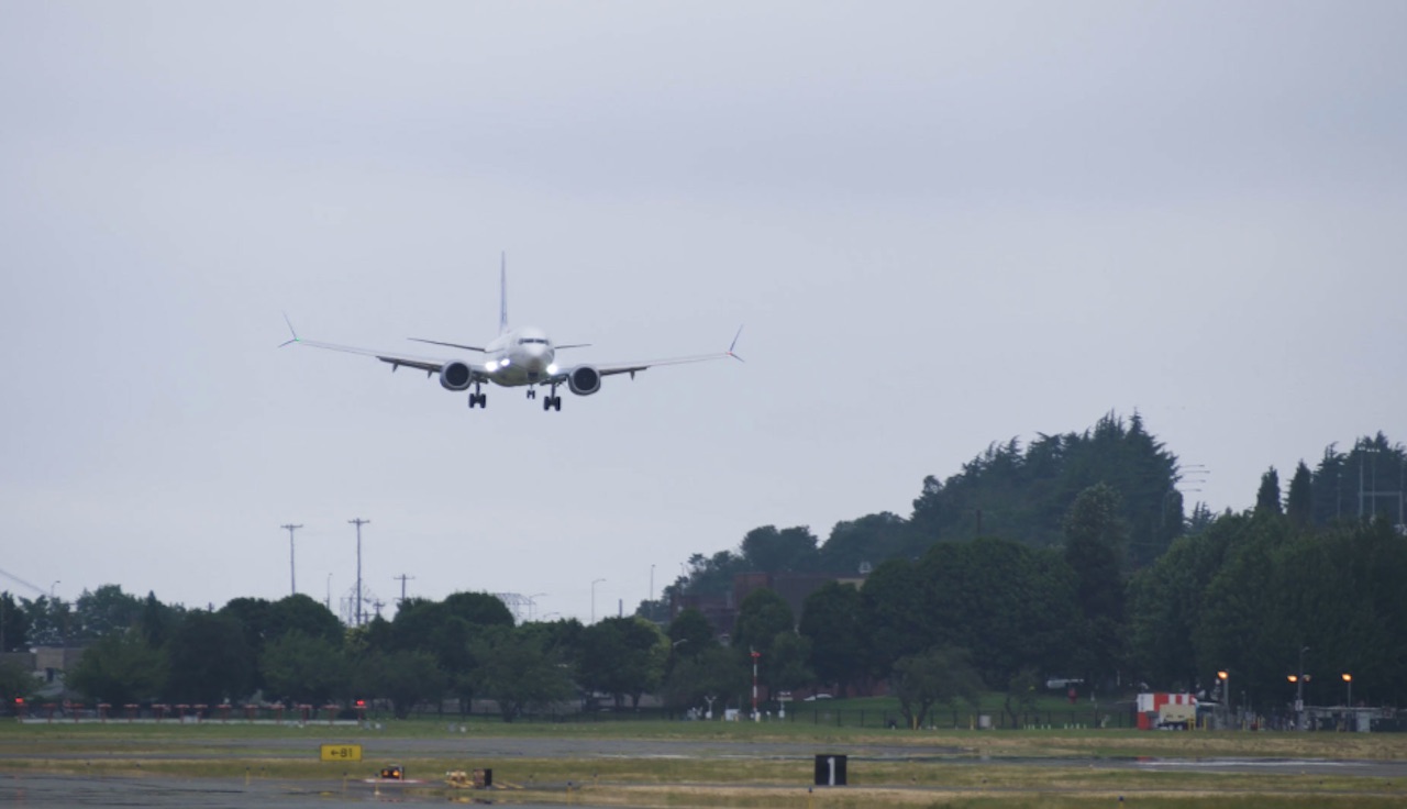 Boeing boucle le dernier vol de certification du 737 MAX 10