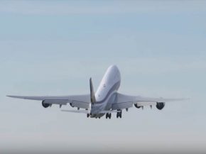 Après un premier exemplaire cédé en mai dernier, l’émir du Qatar vient de se défaire de son dernier 747.
La société suis