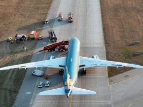 
Le 15 août, le vol VN34 de Vietnam Airlines, assuré par un Boeing 787-9 entre Munich et Hanoï, a connu une accélération anor