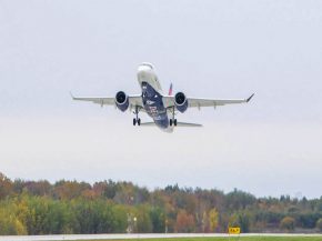 Le premier A220-100 de Delta Air Lines a effectué son premier décollage samedi 6 octobre depuis l aéroport de Mirabel au Québe