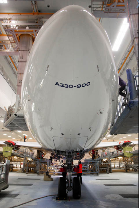 Le premier A330-900neo de Delta sort de l’atelier de peinture 32 Air Journal