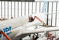
Lufthansa Technik ouvre la voie à AeroSHARK sur l’Airbus A330.&nbsp;Un A330-300 de Discover Airlines sert de laboratoire volan