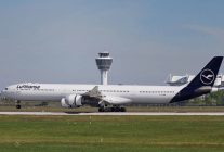 
Confronté à une flambée durable des prix du carburant et à des tensions sociales persistantes, le groupe Lufthansa accélère