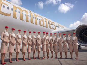 
Après plus de 15 ans d absence, Emirates présente son tout nouvel appareil, l Airbus A350, doté du design de cabine nouvelle g