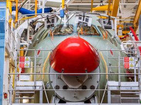 
KLM franchit une étape décisive dans le renouvellement de sa flotte long-courrier : son premier Airbus A350-900 est désormais 