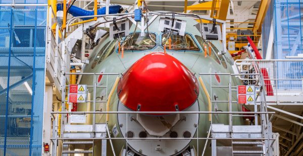 
KLM franchit une étape décisive dans le renouvellement de sa flotte long-courrier : son premier Airbus A350-900 est désormais 