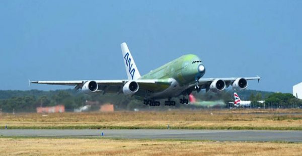 Le premier A380 d All Nippon Airways a pris son envol aujourd hui, effectuant un vol inaugural entre la chaîne d assemblage 