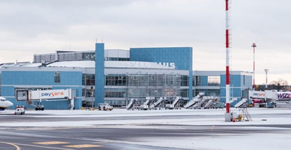 
Vilnius, principal porte d’entrée aérienne de la Lituanie, a de nouveau été contrainte d’interrompre ses opérations ce w