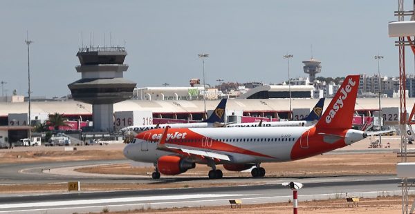 
L’aéroport Gago Coutinho de Faro, principale porte d’entrée aérienne de l’Algarve, a franchi en 2025 le seuil symbolique