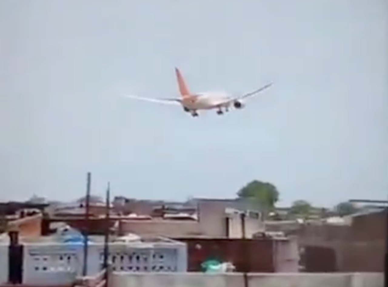 Air India AI171 : le rapport final repoussé, le mystère des coupures carburant reste entier 1 Air Journal Air India AI171 : le rapport final repoussé, le mystère des coupures carburant reste entier 1 Air Journal