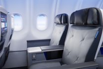 
JetBlue va introduire, d’ici à la fin de 2026, une nouvelle cabine de première classe domestique baptisée&nbsp;BlueFirst. Av
