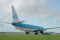 
La compagnie néerlandaise KLM, consoeur d Air France, tourne une page de son histoire moyen-courrier avec la retraite de son pre