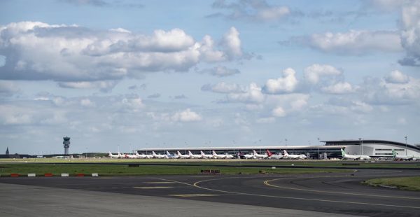 
En 2025, Brussels Airport Company a enregistré des résultats historiques, avec un chiffre d’affaires en hausse de 6% à 828 m