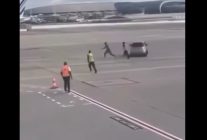 
Une vidéo largement relayée sur les réseaux sociaux montre un homme courant dans une zone opérationnelle de l’aéroport Par