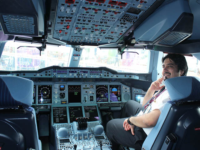 Air-journal-Cockpit A380_Qatar Airways-Bourget