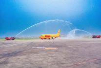 
DHL Aviation vient d’intégrer deux Boeing 737-400 tout cargo à son réseau en Afrique subsaharienne, présentés sur le tarma