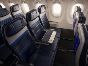 
La compagnie United Airlines poursuit sa montée en gamme en cabine économique. À bord de ses futurs Airbus A321XLR, elle intro