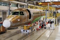 
Embraer confie à l’indien Bharat Forge la fourniture de pièces forgées, nouveau jalon de la stratégie de l’avionneur bré