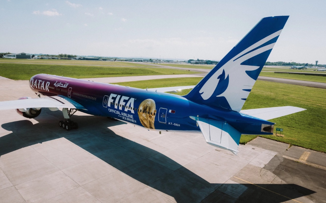 Qatar Airways habille un Boeing 777 aux couleurs de la Coupe du monde 2026 1 Air Journal