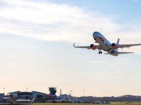 
Le gestionnaire d’aéroports espagnol&nbsp;Aena&nbsp;poursuit son expansion outre-Manche. Déjà présent à Londres-Luton, le 