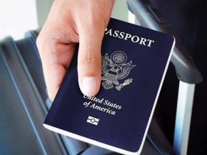 
Les Etats-Unis ont annoncé pour le 1er novembre la réouverture aux passagers vaccinés de leurs frontières, fermées depuis ma