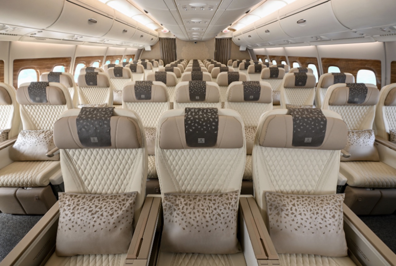 Emirates transforme ses A380 « deux classes » et y installe la Premium Economie 3 Air Journal Emirates transforme ses A380 « deux classes » et y installe la Premium Economie 3 Air Journal
