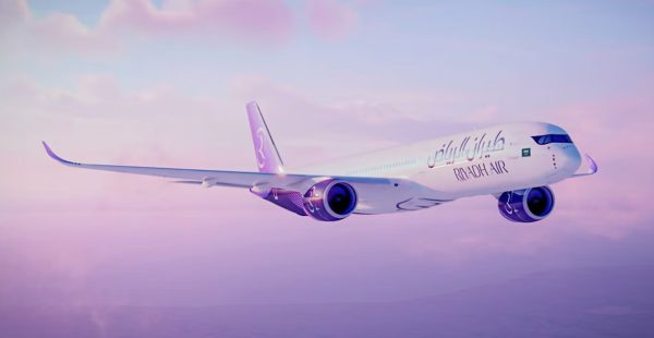 
La nouvelle compagnie saoudienne Riyadh Air multiplie les annonces au salon de Farnborough 2026, confirmant des commandes majeure