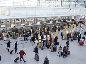 
Porté par la hausse du trafic long-courrier et des innovations technologiques au service de la ponctualité, le deuxième hub al