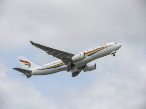 La compagnie aérienne Tibet Airlines a inauguré une nouvelle route reliant Lhassa et Jinan en Chine à Helsinki, sa première ro