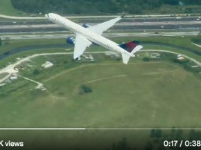 
La Federal Aviation Administration (FAA) enquête après que deux avions ont manqué d’entrer en collision au-dessus d’Orland