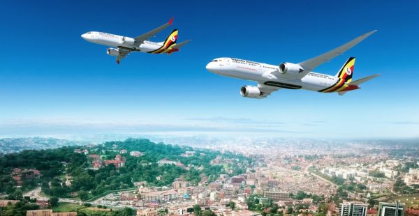 
Uganda Airlines confirme à Farnborough sa première commande ferme de Boeing 737 MAX et 787-9, révélant le détail d’un acco