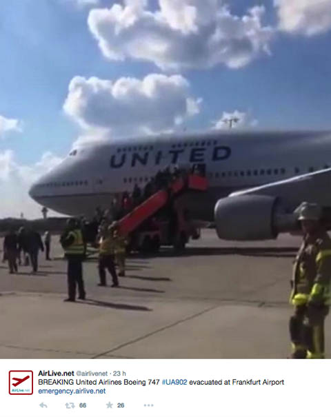 Air-journal-United 747