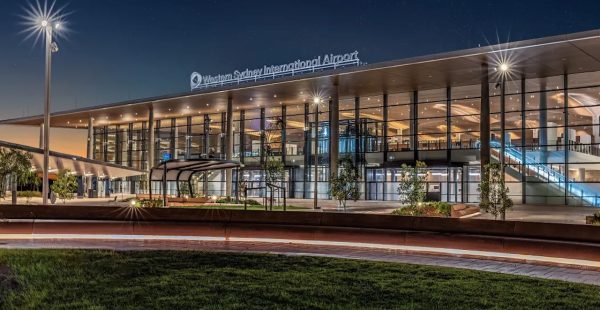 
Après plus de quinze ans de débats politiques, de planification et de travaux, Western Sydney International Airport (Nancy‑Bi