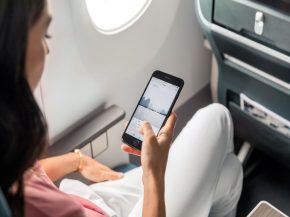 
À partir du 15 novembre 2025, les voyageurs Cathay au statut Gold bénéficieront d’un accès Wi-Fi gratuit dans toutes les cl