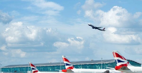 
Le plus grand aéroport britannique prévoit son mois de décembre le plus chargé de l’histoire, confirmant son rôle de hub i