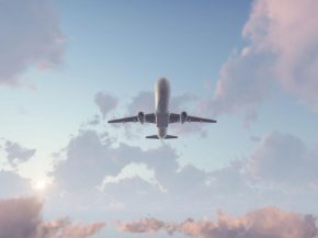 
L aéroport de Toulouse-Blagnac vise le rebond en 2026, malgré un trafic encore en retrait par rapport à l’avant‑Covid, en 