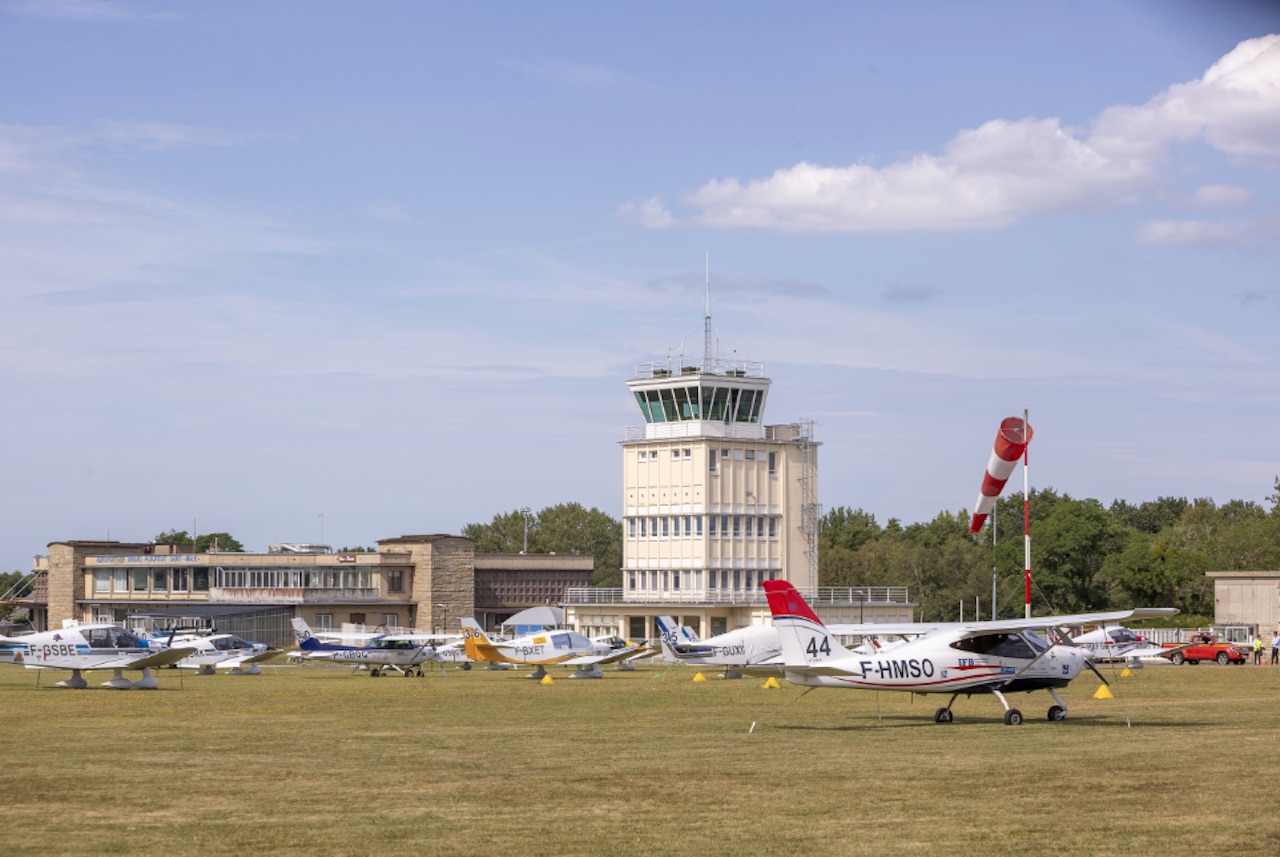 Nouvelle DSP : VINCI Airports et la CCI Ille‑et‑Vilaine relancent les aéroports de Rennes et Dinard 1 Air Journal Nouvelle DSP : VINCI Airports et la CCI Ille‑et‑Vilaine relancent les aéroports de Rennes et Dinard 1 Air Journal